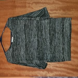 LIGHTWEIGHT SHORT SLEEVE SWEATER